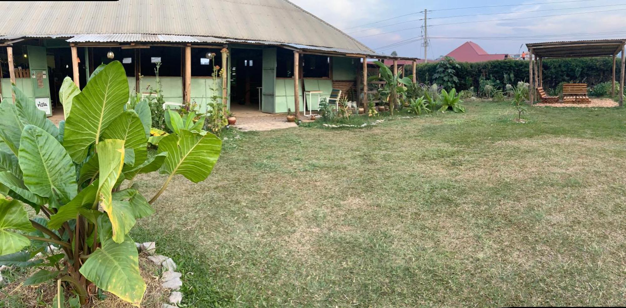 Gaia Eco Hub Bnb Fort Portal Ngoại thất bức ảnh